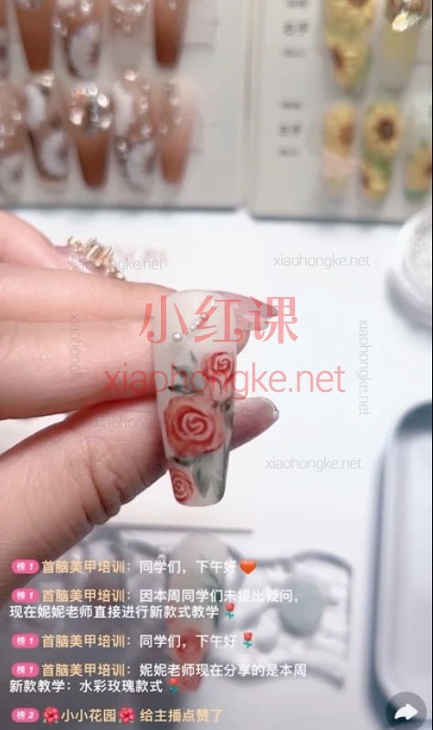 首脑美甲培训 | 手工穿戴甲线上课程,零基础也能学会!线上手工穿戴甲大师班,30+款式全解析!💅